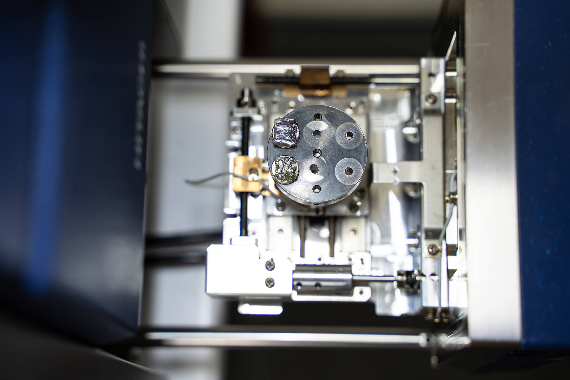 Top view of SEM chamber with samples